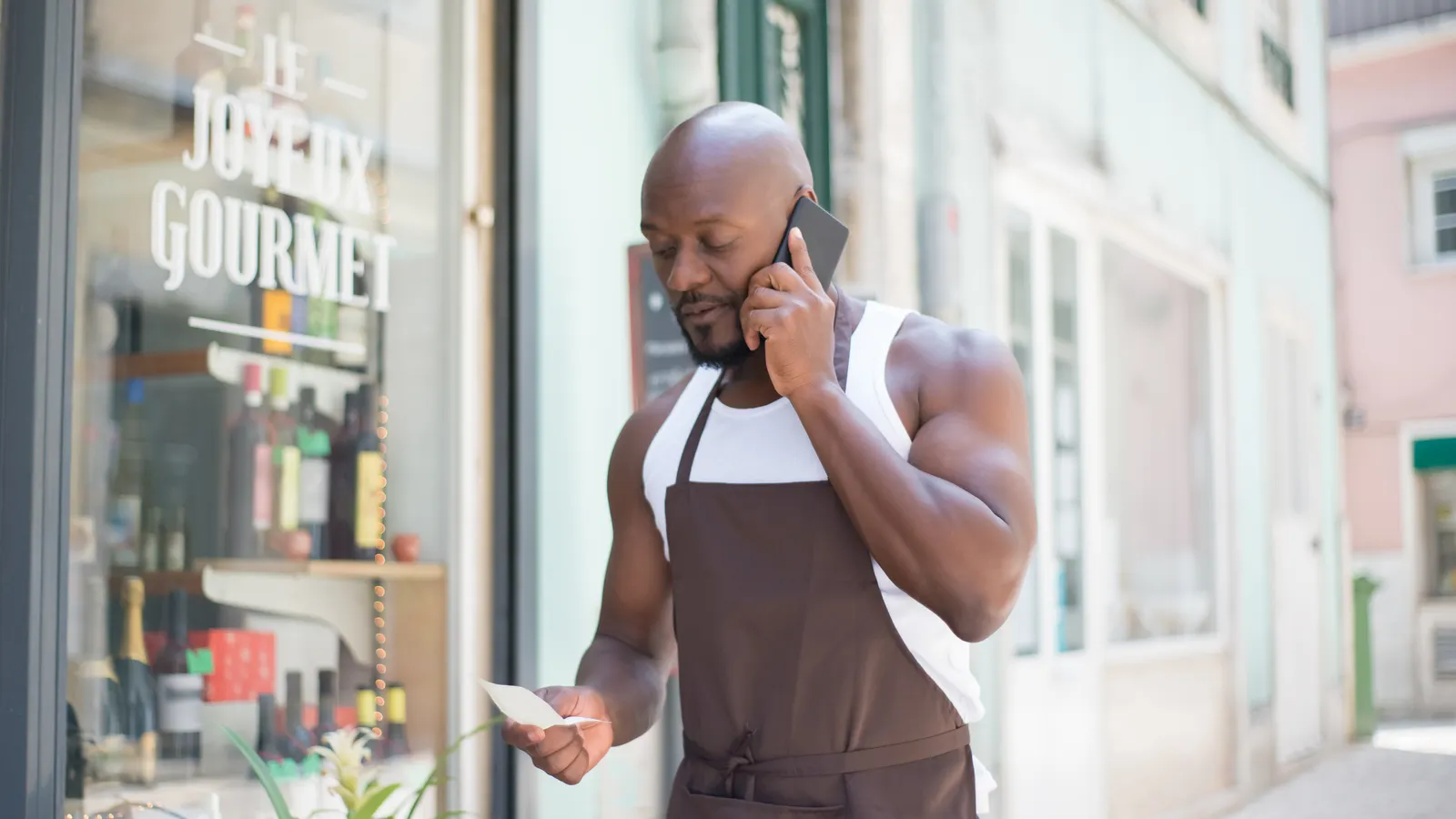 Instagram for B2B: your profile sells before your posts do